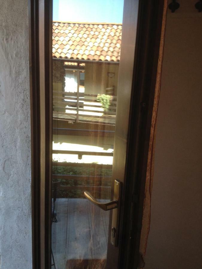 Bed and Breakfast La Tana Del Ghiro Porto Valtravaglia Exterior foto